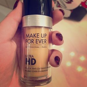 Makeup Forever Ultra HD Foundation Y245 Soft Sand